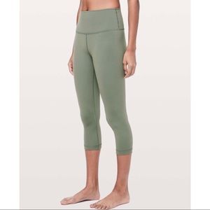 Lululemon Wunder Under Crop 21” Full on Luon